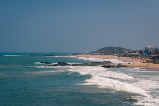 Beyond Pretty Pictures: Decoding the Impact of Lifestyle Holidays Vacation Resort Photos