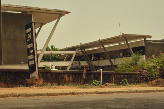 Beyond the Buzzwords: Crafting a Law School Personal Statement That Truly Resonates